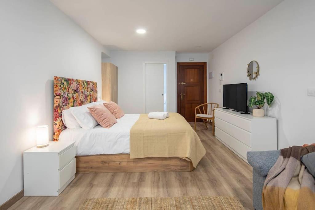 Lindo Estudio En El Centro By Cabana Rentals Vigo Kültér fotó