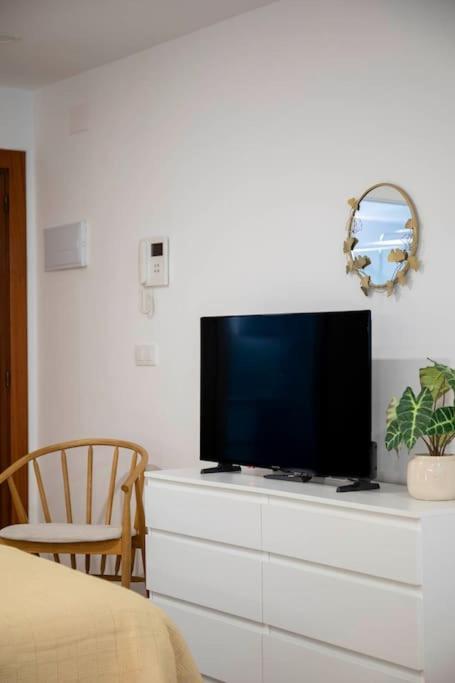Lindo Estudio En El Centro By Cabana Rentals Vigo Kültér fotó