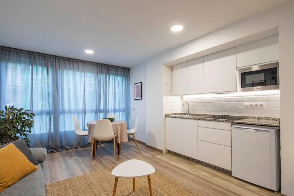 Lindo Estudio En El Centro By Cabana Rentals Vigo Kültér fotó