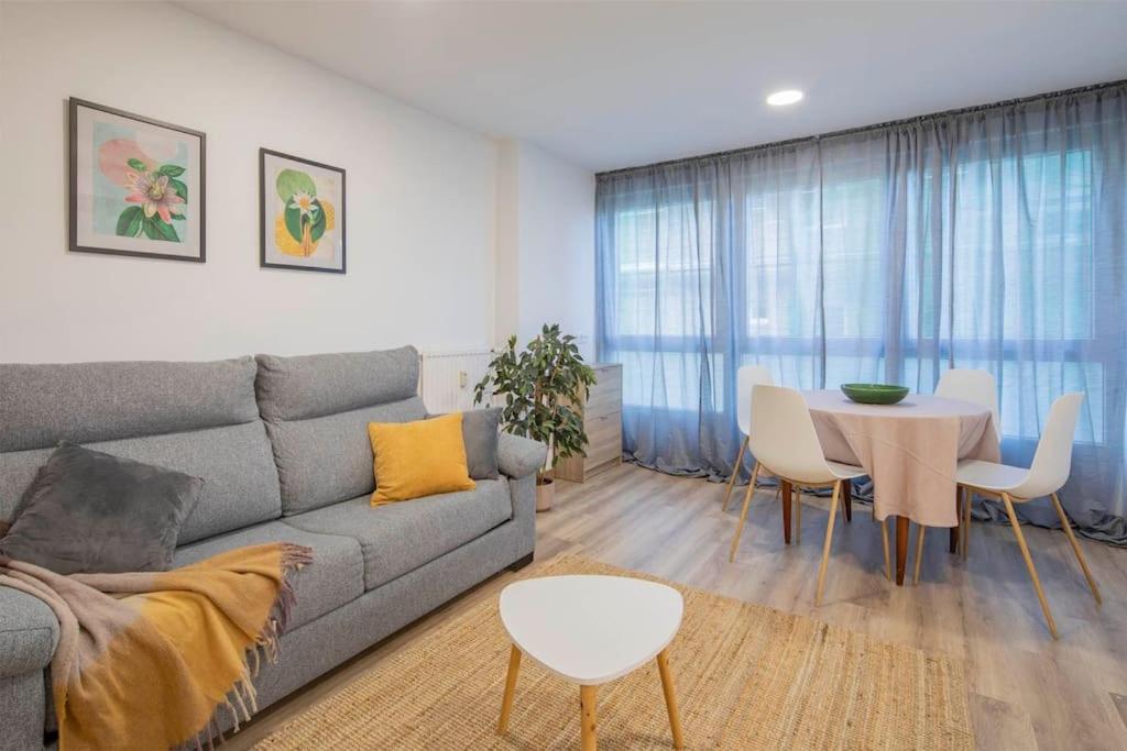 Lindo Estudio En El Centro By Cabana Rentals Vigo Kültér fotó