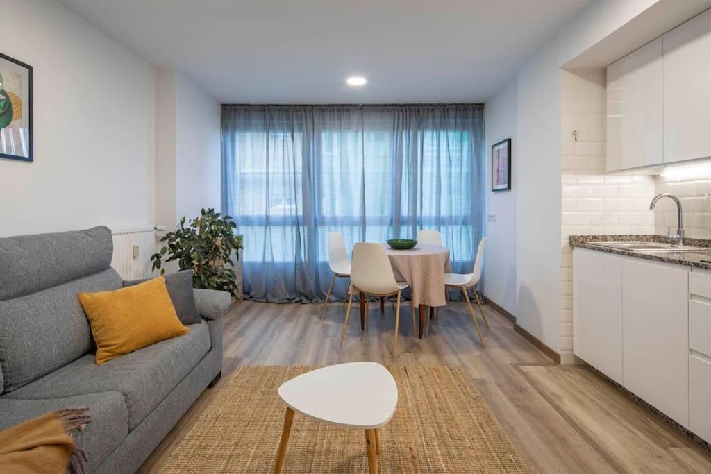 Lindo Estudio En El Centro By Cabana Rentals Vigo Kültér fotó